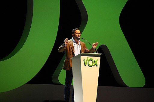 Santiago Abascal durante un discurso